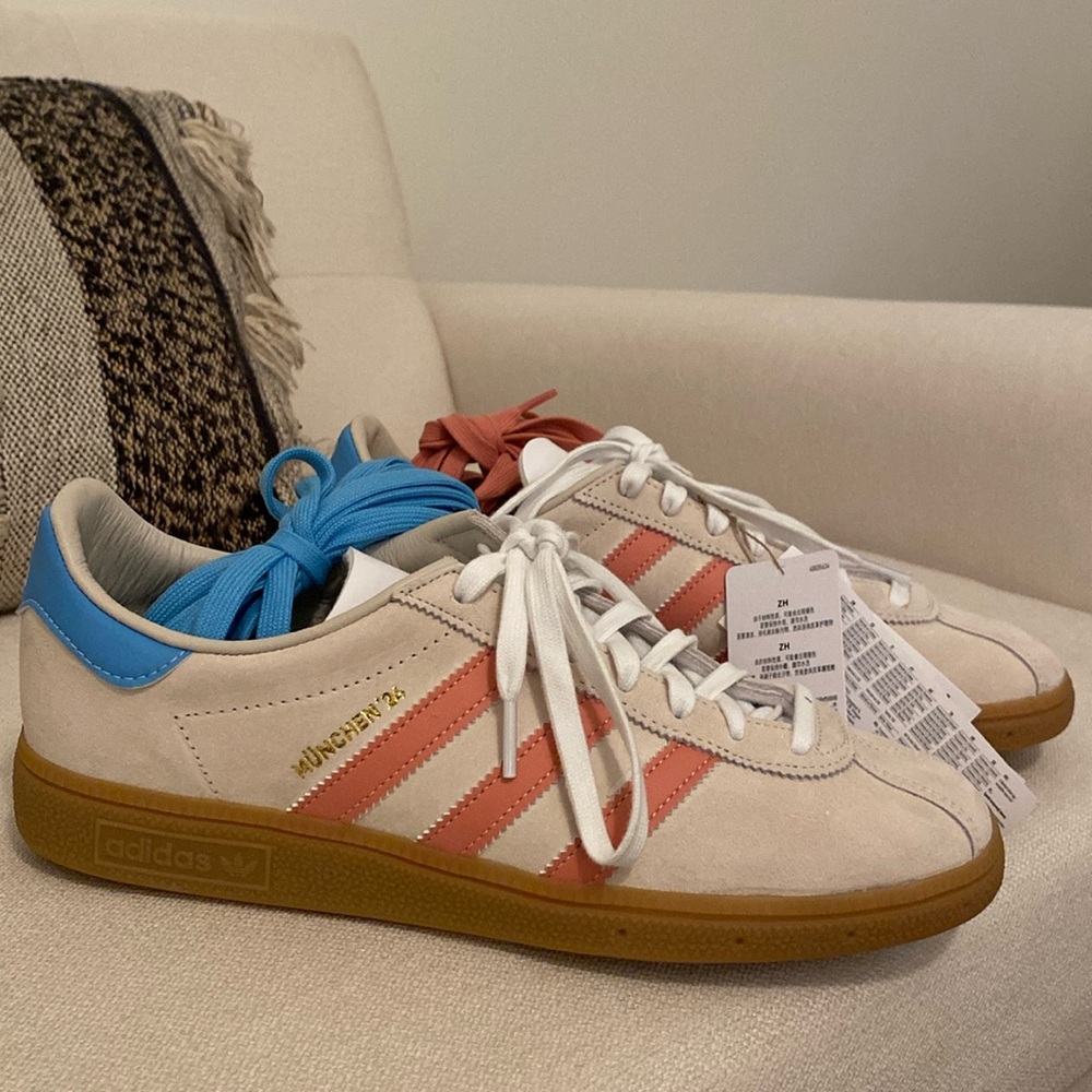 Brand new Munchen adidas! Too big for me but love them!